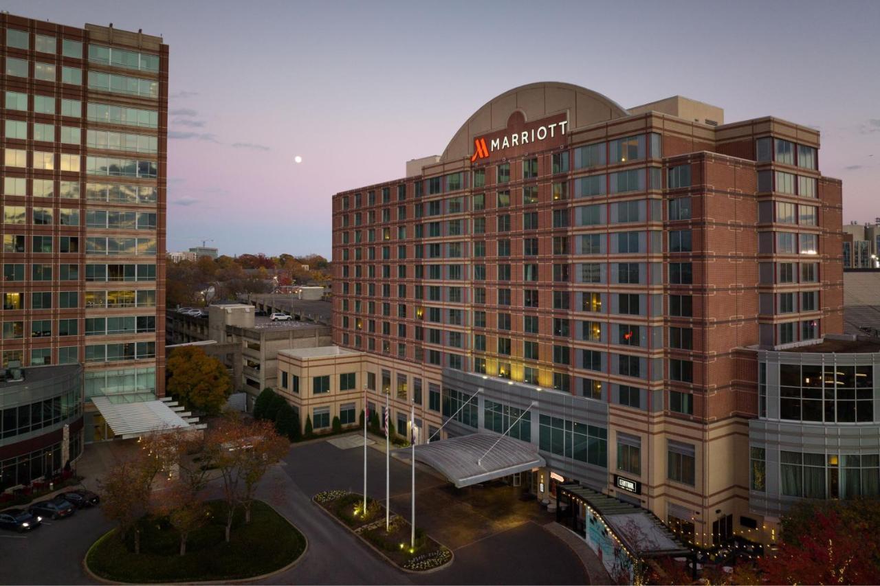 Hotel Marriott At Vanderbilt 4*