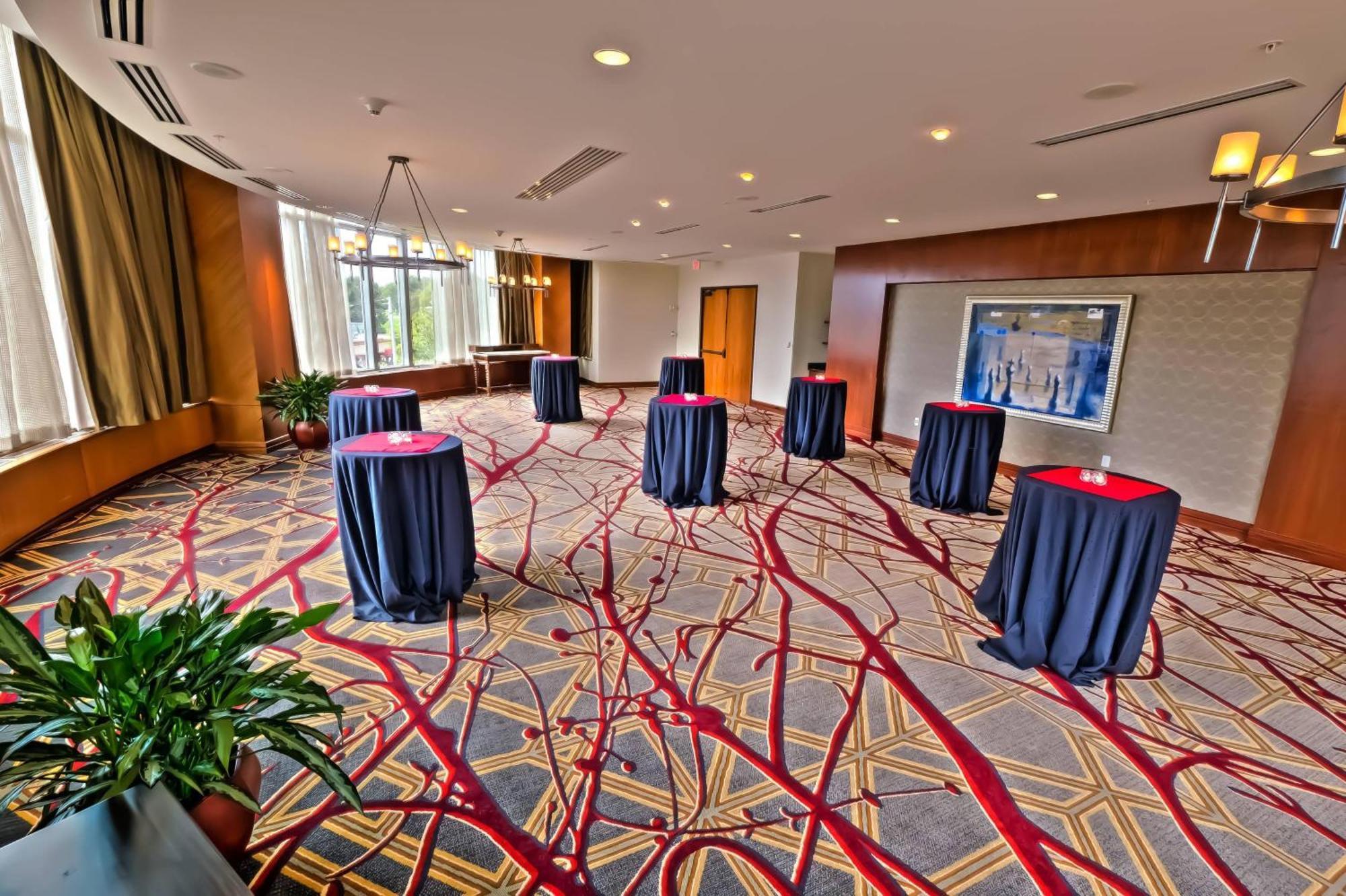 Marriott At Vanderbilt 4*
